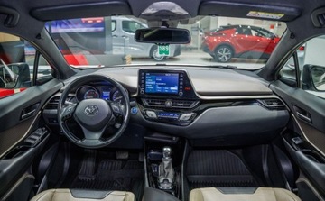 Toyota C-HR I Crossover Facelifting 2.0 Hybrid Dynamic Force 184KM 2021 Toyota C-HR 2.0 Hybrid Executive VIP 2.0 Hybryda 184KM, zdjęcie 10