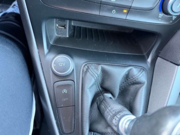 Ford Focus III Sedan Facelifting 1.0 EcoBoost 125KM 2015 Ford Focus Raty Klima usb benzynka 125KM Niski przebieg 127tys km Gwarancja, zdjęcie 31