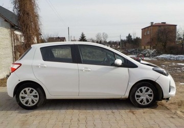 Toyota Yaris III Hatchback 5d Facelifting 2017 1.0 VVT-i 72KM 2020 Toyota Yaris Okazja Benzyna 72KM, zdjęcie 15