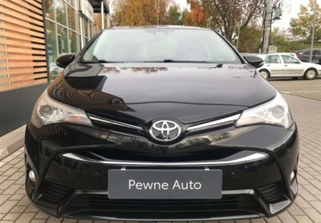 Toyota Avensis III Sedan Facelifting 2015 1.8 Valvematic 147KM 2015 Toyota Avensis Toyota Avensis 1.8 Premium 1.8 Benzyna 147KM, zdjęcie 11