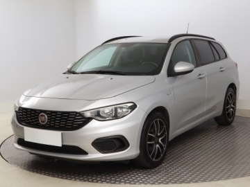 Fiat Tipo II Station Wagon 1.4 T-Jet 120KM 2017 Fiat Tipo 1.4 T-Jet, Salon Polska, GAZ, Klima, zdjęcie 1