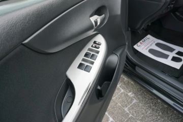 Toyota Corolla X Sedan Facelifting 1.6 Valvematic 132KM 2012 Toyota Corolla 1.6 Benzyna 132KM, polski salon,, zdjęcie 9