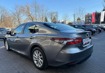 Toyota Camry IX Sedan 2.5 Hybrid Dynamic Force 218KM 2021 Toyota Camry Salon Polska, Serwis ASO, Gwarancja, FV-23 2.5 Hybryda 218KM, zdjęcie 27