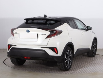 Toyota C-HR I Crossover 1.8 Hybrid 122KM 2018 Toyota C-HR 1.8 Hybrid, Salon Polska, Serwis ASO, zdjęcie 4