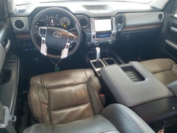 Toyota Tundra II 2020 Toyota Tundra Crewmax Limited 2020 5.7l 5.7 Benzyna 381KM, zdjęcie 8