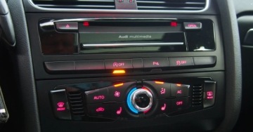 Audi A4 B8 Avant Facelifting 2.0 TDI 143KM 2012 Audi A4 Avant 2,0TDI143KM Udokumentowany Przebieg Panoramiczny Dach 2.0, zdjęcie 22