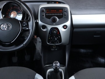 Toyota Aygo II Hatchback 5d 1.0 VVT-i 69KM 2017 Toyota Aygo 1.0 VVT-i, Salon Polska, 1. Właściciel, zdjęcie 11