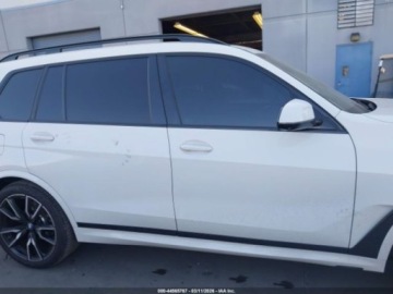 BMW X7 2022 BMW X7 XDrive40i 2022, 3.0L R6 335KM, auto odpala i jezdzi, od ubezpieczal, zdjęcie 6