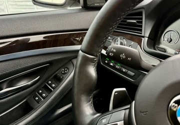 BMW Seria 5 F10-F11 Limuzyna Facelifting 550i 450KM 2014 BMW Seria 5 BMW Seria 5 550i Luxury Line 4.4 Benzyna 450KM, zdjęcie 12