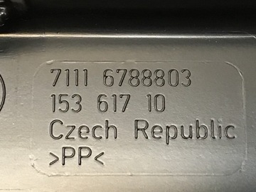 6788803 JINÉ DÍLY VNITŘNÍ 520 D 135 2011 BMW 5 (F10)