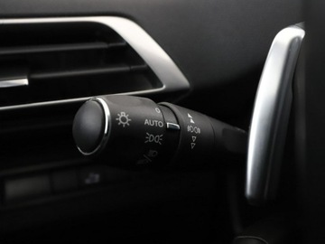 Peugeot 3008 II Crossover 1.5 BlueHDI 130KM 2019 Peugeot 3008 1.5 Blue-HDi Automat Allure Nawigacja, zdjęcie 33