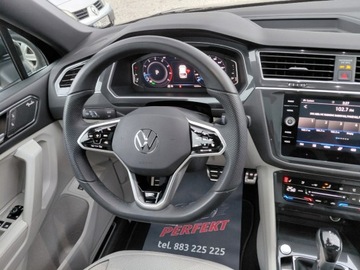 Volkswagen Tiguan II SUV Facelifting 2.0 TSI 190KM 2023 Volkswagen Tiguan R-Line Panorama Kamera Hands Free Navi El.fotele PDC Alu, zdjęcie 26