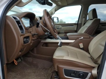  RAM 1500 2021r., Laramie, od ubezpieczalni 5.7 Benzyna 395KM, zdjęcie 6