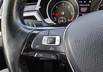 Volkswagen Touran III 1.6 TDI 115KM 2017 Volkswagen Touran swiezo sprowadzone, zarejestrowane, 7osob 1.6 Diesel, zdjęcie 17