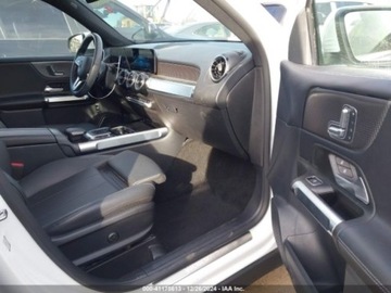 Mercedes GLB 2022 Mercedes-Benz GLB 2022r., GLB 250, od ubezpieczalni 2.0 Benzyna 221KM, zdjęcie 9