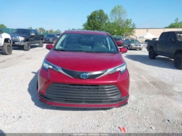 Toyota Sienna III 2022 Toyota Sienna LE 2022 2.5l 2.5 Hybryda 189KM, zdjęcie 7