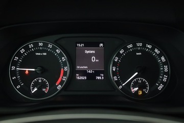 Skoda Octavia IV Liftback 2.0 TDI 150KM 2022 Skoda Octavia 2.0 TDI, Salon Polska, zdjęcie 7