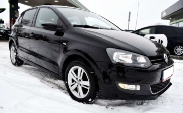 Volkswagen Polo V Hatchback 5d 1.2 70KM 2012 Volkswagen Polo Nawigacja, Czujniki parkowania, Podgrzewane fotele 1.2 70KM, zdjęcie 15