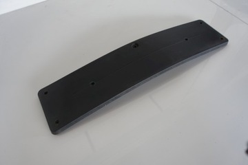 Mercedes w212 podkładka pod tablice rejestracyjną 2128850181