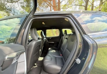 Volvo XC60 I SUV Facelifting 2.0 D4 DRIVE-E 181KM 2014 Volvo XC 60 Volvo XC 60 D4 Geartronic Summum 2.0 Diesel 181KM, zdjęcie 23