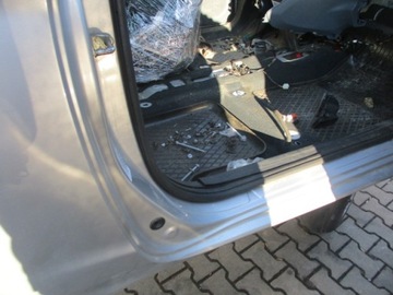 FORD KA MK2 SLOUPEK PRAVÝ CENTRÁLNÍ STŘÍBRNY M0