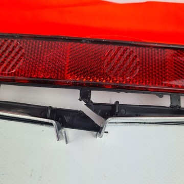 Спасательный комплект RENAULT, жилет x2 и треугольник в чехле 7711429045