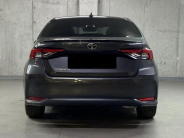 Toyota Corolla XII Sedan Facelifting 1.8 Hybrid 140KM 2025 Od ręki - Comfort 1.8 Hybrid 140KM | Tempomat adaptacyjny!, zdjęcie 2