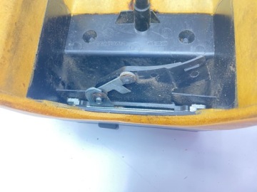 ЦЕНТРАЛЬНАЯ КОНСОЛЬ ТОННЕЛЯ КРЕМОВО-БЕЖЕВАЯ MERCEDES W126 1266830325