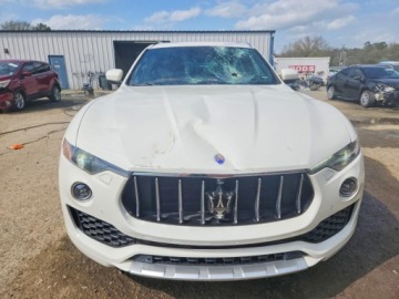 Maserati Levante 2017 Maserati Levante Luxury 2017 3.0 Benzyna 345KM, zdjęcie 5
