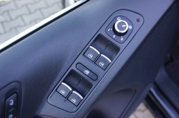 Volkswagen Tiguan I SUV Facelifting 2.0 TDI CR DPF BlueMotion 140KM 2013 Volkswagen Tiguan 2.0 TDI CR 140 KM, 4x4, Lift, Klimatronic, Navi, Hak, GW, zdjęcie 22