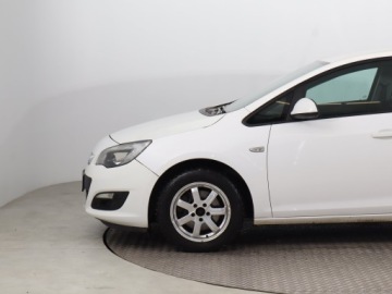 Opel Astra J GTC 1.7 CDTI ECOTEC 110KM 2013 Opel Astra 1.7 CDTI, Klima, Klimatronic, Tempomat, zdjęcie 14