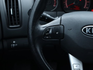 Kia Ceed I Hatchback 1.4 109KM 2009 Kia Ceed 1.4 CVVT, Klima, Tempomat, Parktronic, zdjęcie 16