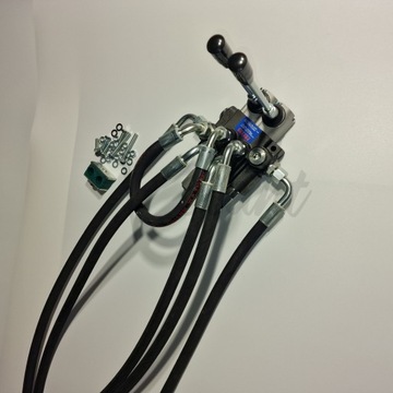 2-СЕКЦИОННЫЙ РАСПРЕДЕЛИТЕЛЬ C-330 ВНЕШНИЙ ПЛАВАЮЩИЙ ГИДРАВЛИЧЕСКИЙ БРЫЗГ 40Л