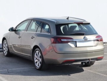 Opel Insignia I Sports Tourer Facelifting 1.4 Turbo ECOTEC LPG 140KM 2016 Opel Insignia 1.4 Turbo, Navi, Klima, Klimatronic, zdjęcie 3