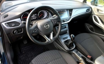 Opel Astra K Hatchback 5d 1.4 Turbo 150KM 2017 Opel Astra 1.4Turbo150KMSewis149tys kmNaviKameraAndroid AutoRok Gwarancji, zdjęcie 13