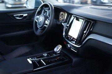 Volvo S60 III 2022 Volvo S60 INSCRIPTION panorama ful led, zdjęcie 17