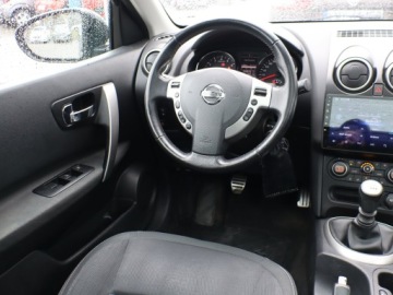 Nissan Qashqai I Crossover 2.0 140KM 2010 Nissan Qashqai 2.0, Klima, Klimatronic, Tempomat, zdjęcie 6