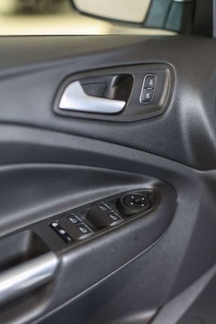 Ford Kuga II SUV Facelifting 1.5 EcoBoost 120KM 2018 Ford Kuga 1.5 EcoBoost FWD Trend ASS GPF 1.5 Benzyna 120KM, zdjęcie 12