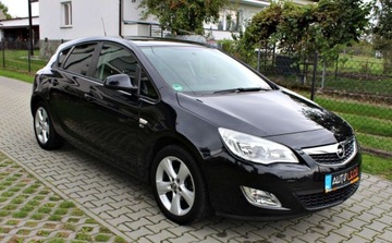 Opel Astra J Hatchback 5d 1.4 Turbo ECOTEC 140KM 2012 Opel Astra 1.4i Klimatyzacja Alufelgi Hak Gwarancja 1 rok 1.4 140KM, zdjęcie 2