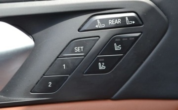 BMW X7 SUV M 4.0 M50i 530KM 2021 BMW X7 M50i xDrive M Sport Night Vision Dealer BMW Bonkowscy Gorzow Wlkp., zdjęcie 21