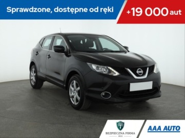 Nissan Qashqai II Crossover 1.2 DIG-T 115KM 2015 Nissan Qashqai 1.2 DIG-T, Navi, Klima
