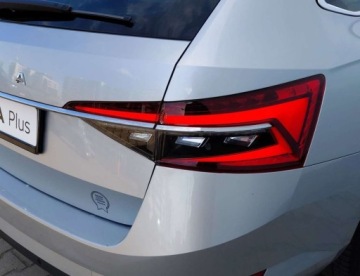 Skoda Superb III Kombi Facelifting 2.0 TSI 190KM 2022 Skoda Superb 2.0TSI 190KM LK DSG SalonPL SerwisASO Kessy Acc Matrix Virtua, zdjęcie 38