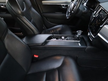 Volvo S90 II Sedan 2.0 D4 190KM 2018 Volvo S90 D4, 187 KM, Automat, Skóra, Navi, Klima, zdjęcie 8