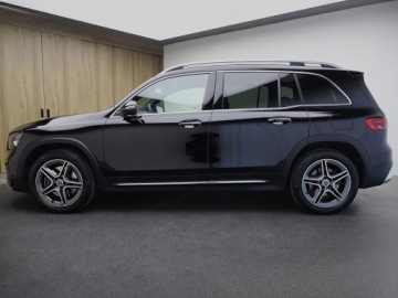 Mercedes GLB SUV Facelifting 2.0 220 190KM 2025 MERCEDES-BENZ GLB 220 4-Matic AMG Line 2.0 (190KM) 2025, zdjęcie 1