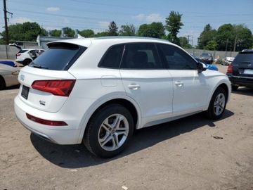 Audi Q5 II SUV 2.0 TFSI 252KM 2018 Audi Q5 Premium 2018 2.0l 2.0 Benzyna 252KM, zdjęcie 3