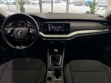 Skoda Octavia IV Kombi 2.0 TDI 150KM 2021 Skoda Octavia Ambition Kamera cofania CarPlayAndroid Auto LED Salon Po, zdjęcie 12