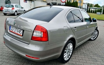 Skoda Octavia II Kombi 1.8 TSI 160KM 2009 Skoda Octavia Laurin Klement DSG Ksenon Szyberdach, zdjęcie 9