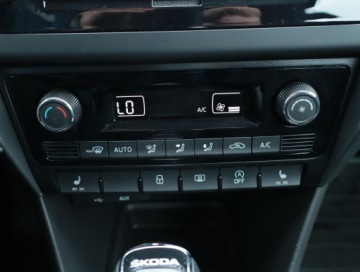 Skoda Rapid II Liftback Facelifting 1.4 TSI 125KM 2017 Skoda Rapid 1.4 TSI, Salon Polska, 1. Właściciel, zdjęcie 12