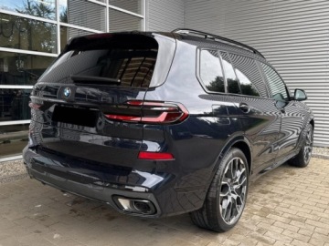 BMW X7 SUV Facelifting 3.0 40d 352KM 2026 BMW X7 xDrive40d Individual Edition Suv 3.0 (352KM) 2026, zdjęcie 3