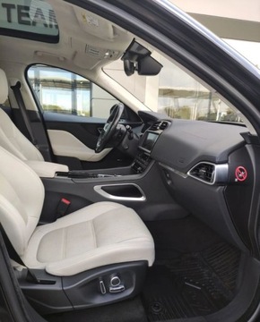 Jaguar F-Pace SUV 2.0 i4P 300KM 2018 Jaguar F-Pace 2.0 300KM Auto AWD Portfolio FV23 2.0 Benzyna 300KM, zdjęcie 15
